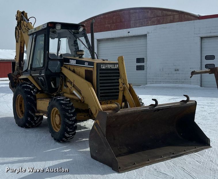 image for item DV0594 1994 Caterpillar 426B backhoe