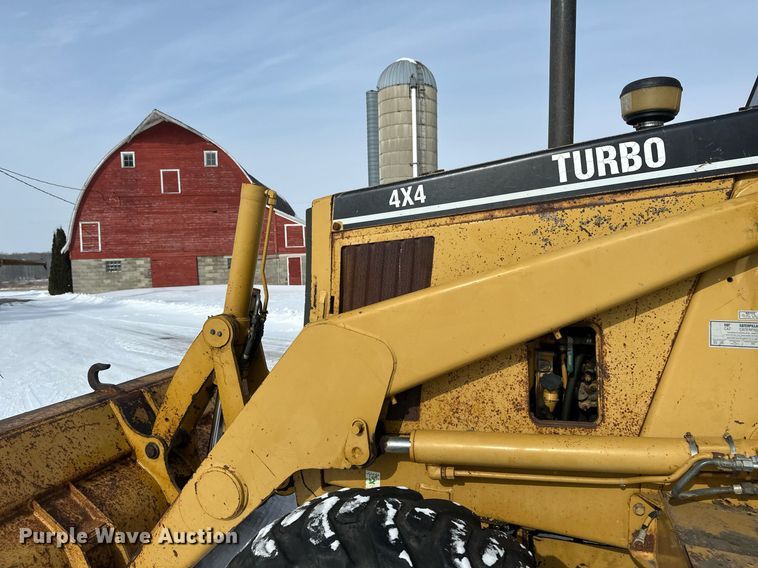 image for item DV0594 1994 Caterpillar 426B backhoe