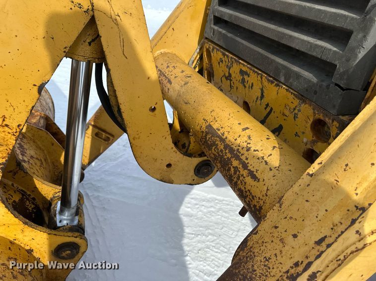 image for item DV0594 1994 Caterpillar 426B backhoe