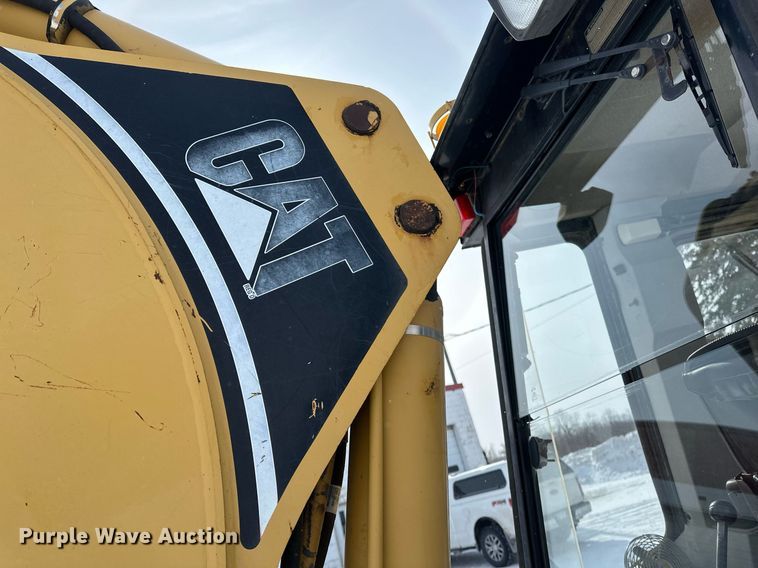 image for item DV0594 1994 Caterpillar 426B backhoe