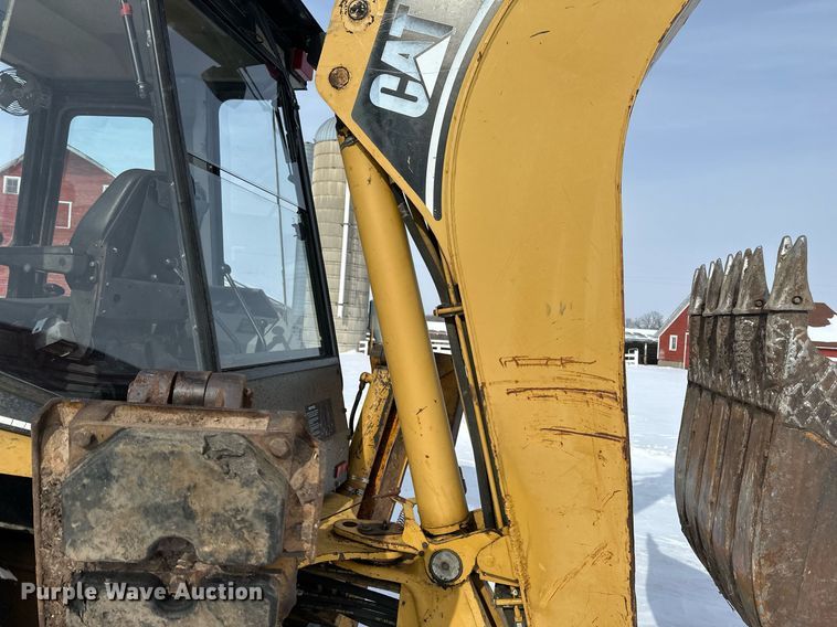 image for item DV0594 1994 Caterpillar 426B backhoe