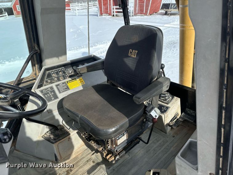 image for item DV0594 1994 Caterpillar 426B backhoe