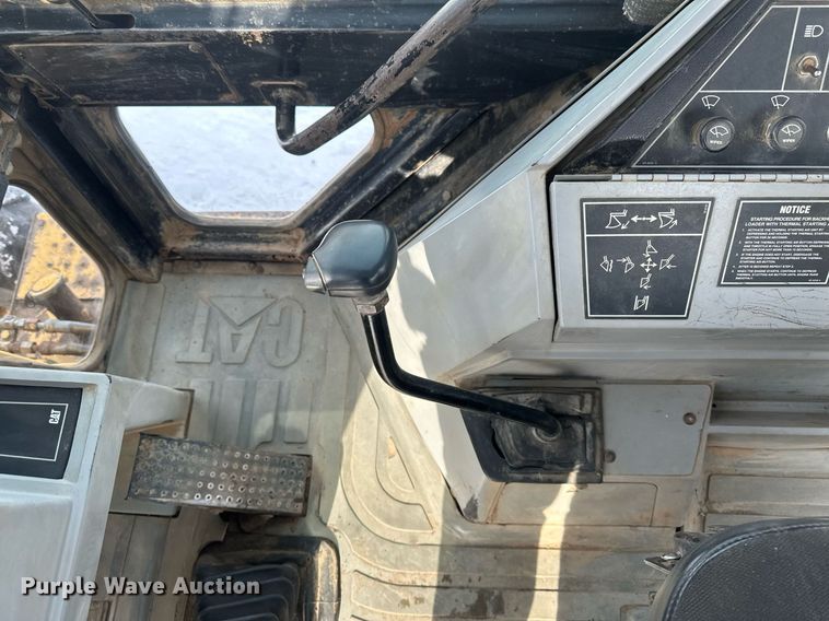 image for item DV0594 1994 Caterpillar 426B backhoe