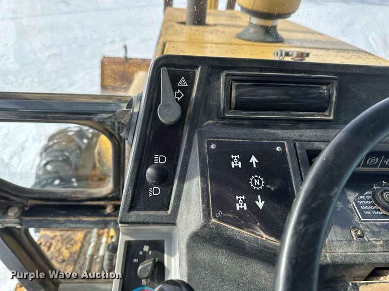 image for item DV0594 1994 Caterpillar 426B backhoe