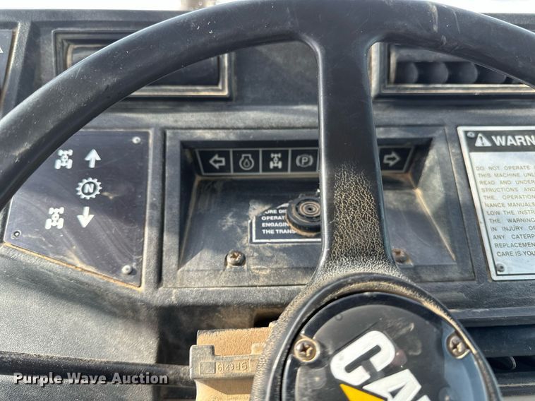 image for item DV0594 1994 Caterpillar 426B backhoe