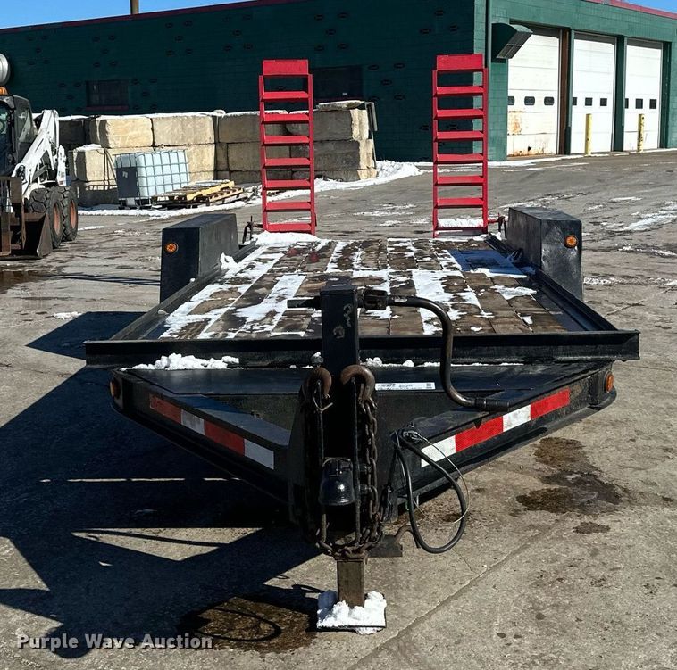 image for item DV0597 2004 Towmaster equipment trailer