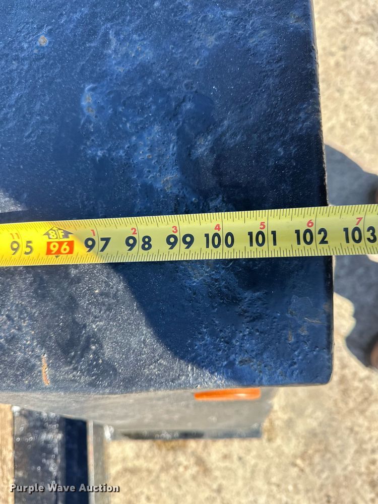 image for item DV0597 2004 Towmaster equipment trailer