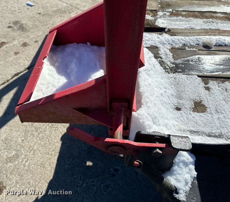 image for item DV0597 2004 Towmaster equipment trailer