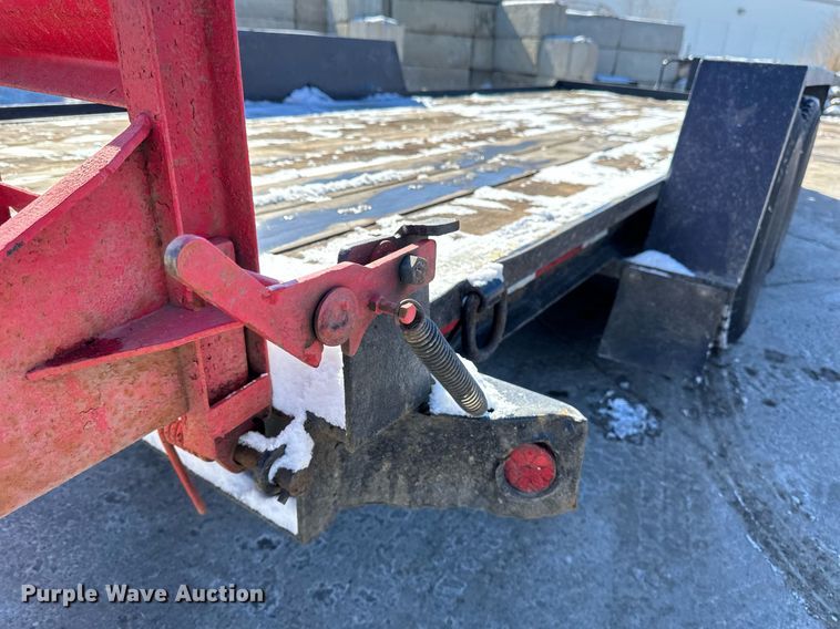 image for item DV0597 2004 Towmaster equipment trailer