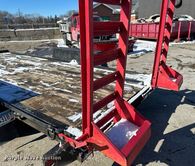 image for item DV0597 2004 Towmaster equipment trailer