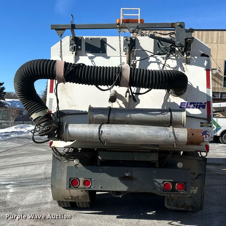 image for item DV0598 2002 Sterling SC8000 street sweeper truck