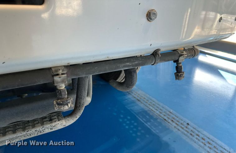 image for item DV0598 2002 Sterling SC8000 street sweeper truck