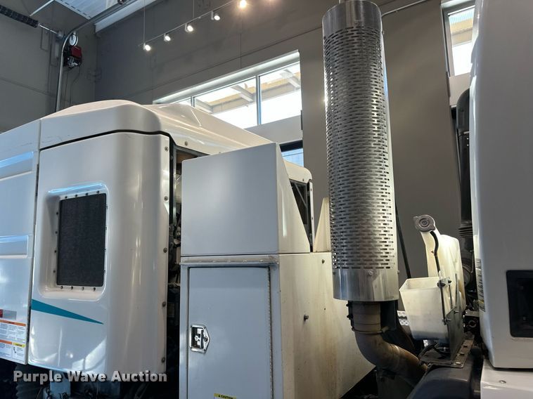 image for item DV0598 2002 Sterling SC8000 street sweeper truck