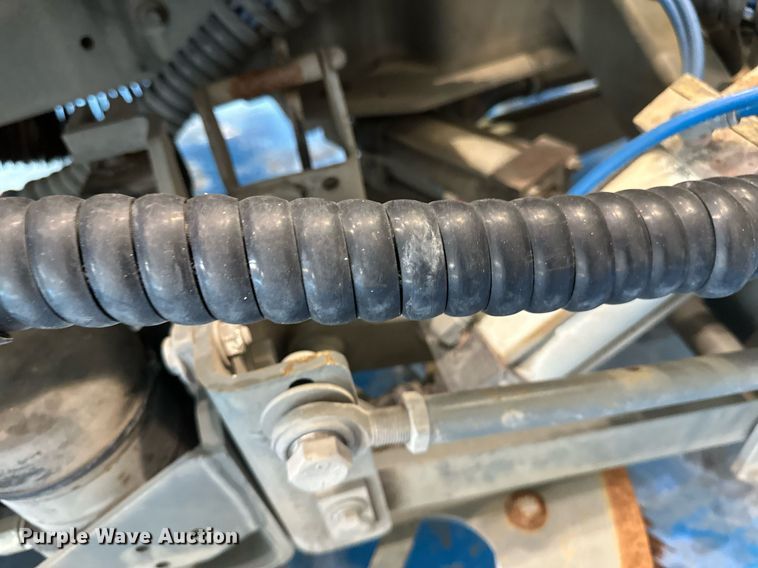 image for item DV0598 2002 Sterling SC8000 street sweeper truck