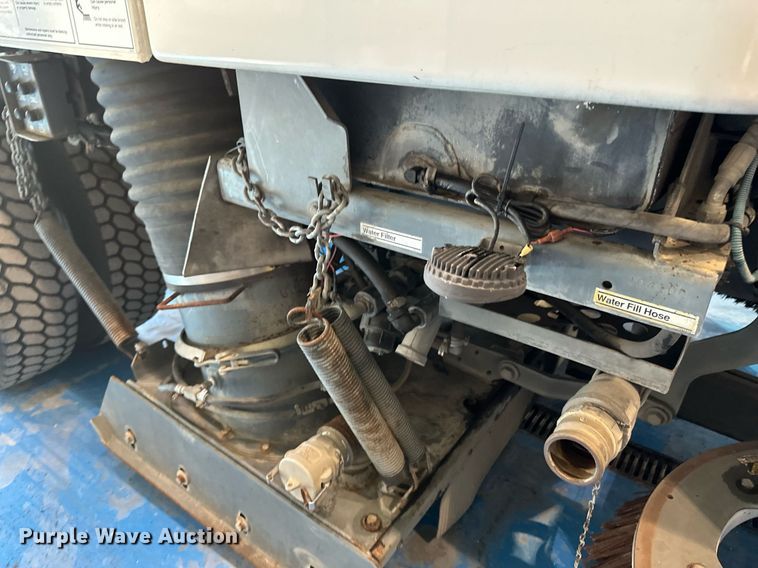 image for item DV0598 2002 Sterling SC8000 street sweeper truck