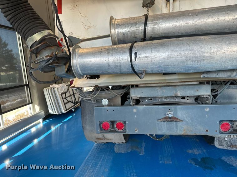 image for item DV0598 2002 Sterling SC8000 street sweeper truck