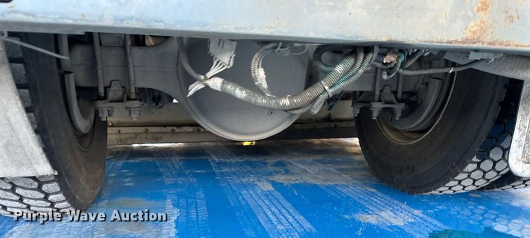 image for item DV0598 2002 Sterling SC8000 street sweeper truck