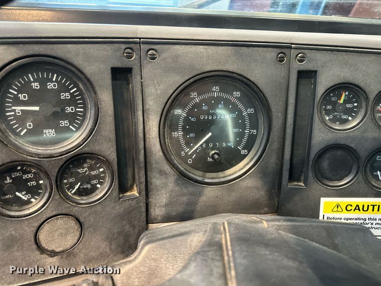 image for item DV0598 2002 Sterling SC8000 street sweeper truck