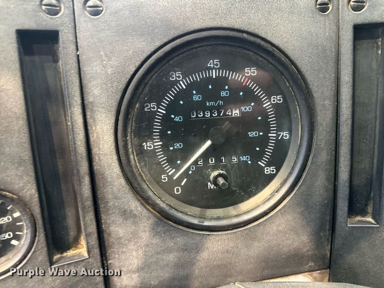 image for item DV0598 2002 Sterling SC8000 street sweeper truck