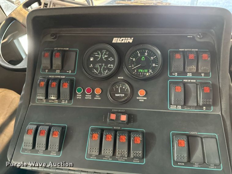 image for item DV0598 2002 Sterling SC8000 street sweeper truck