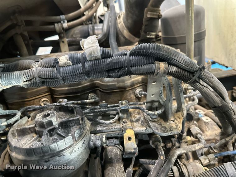 image for item DV0598 2002 Sterling SC8000 street sweeper truck