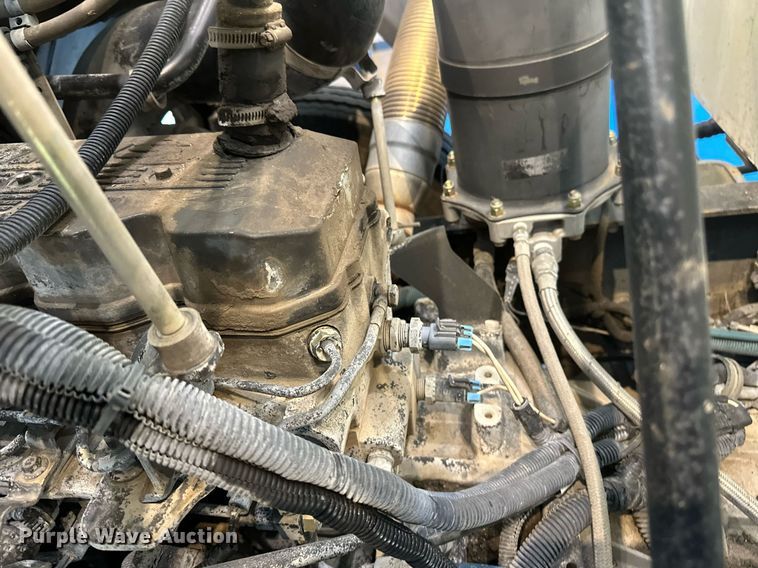 image for item DV0598 2002 Sterling SC8000 street sweeper truck