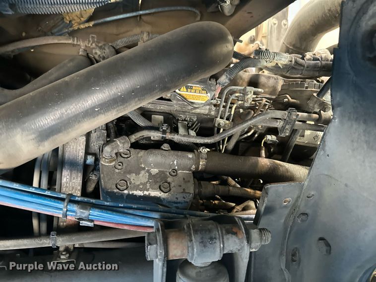 image for item DV0598 2002 Sterling SC8000 street sweeper truck