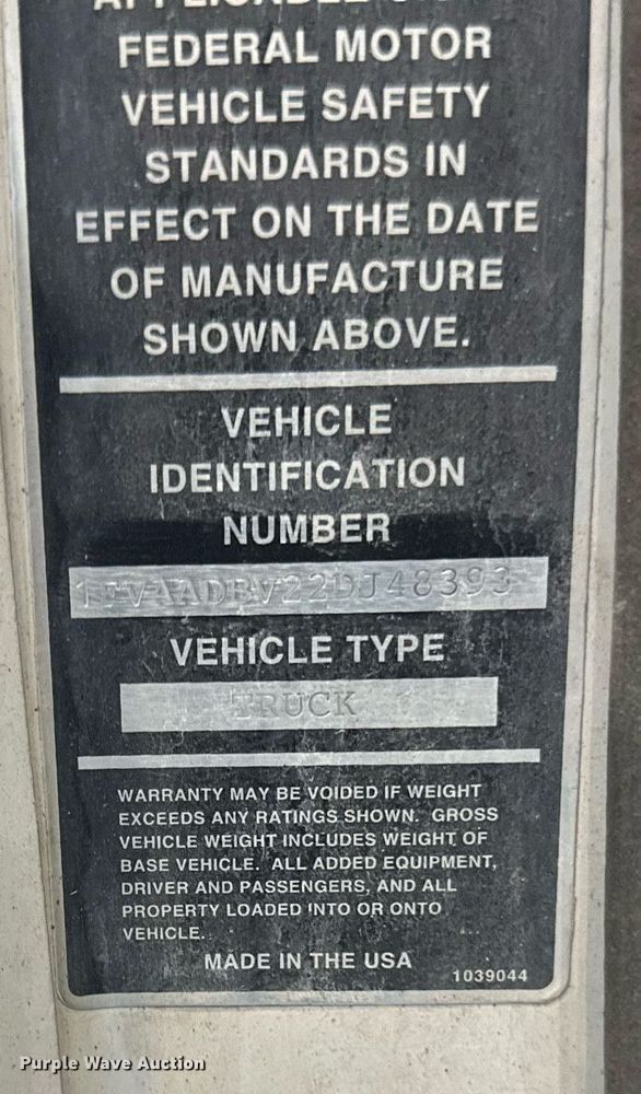 image for item DV0598 2002 Sterling SC8000 street sweeper truck