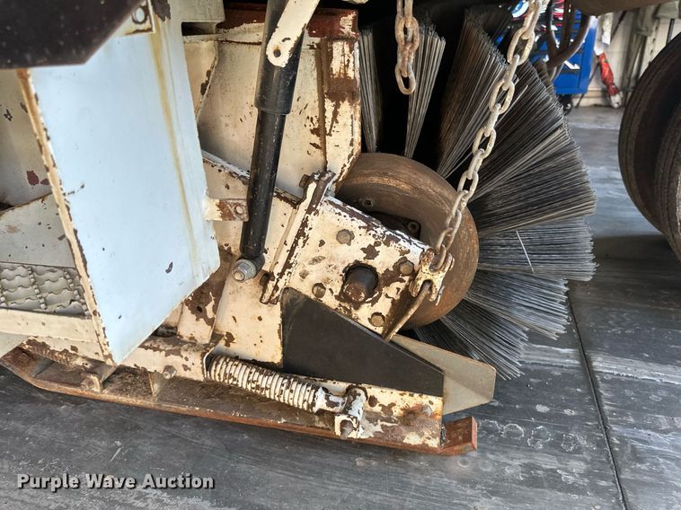 image for item DV0599 Athey 3WS Mobil Sweeper street sweeper