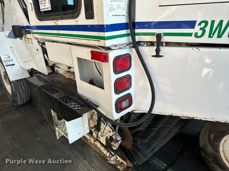 image for item DV0599 Athey 3WS Mobil Sweeper street sweeper