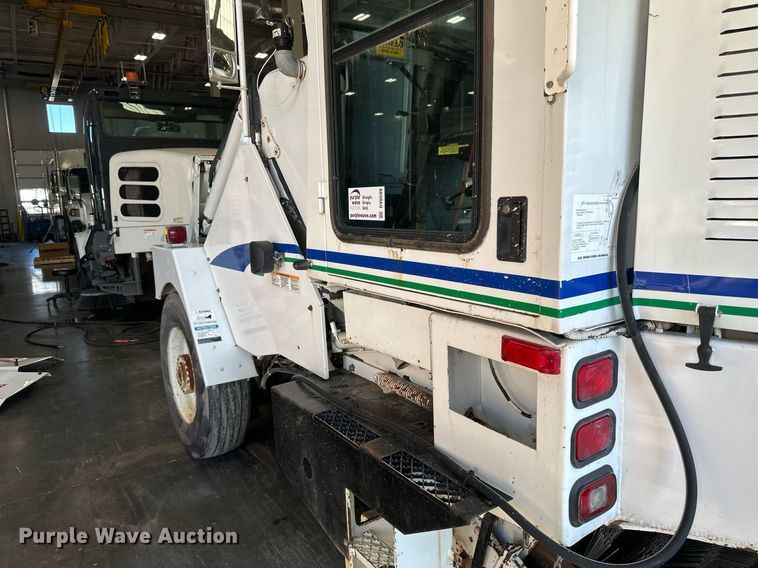 image for item DV0599 Athey 3WS Mobil Sweeper street sweeper