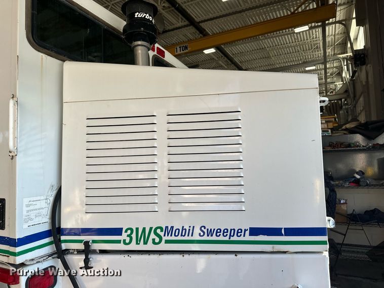 image for item DV0599 Athey 3WS Mobil Sweeper street sweeper