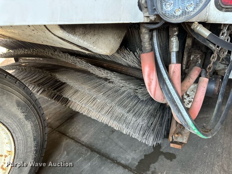 image for item DV0599 Athey 3WS Mobil Sweeper street sweeper