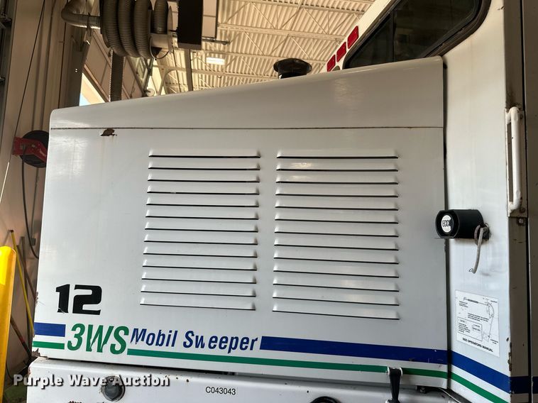 image for item DV0599 Athey 3WS Mobil Sweeper street sweeper