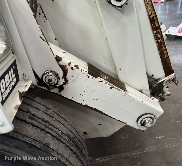 image for item DV0599 Athey 3WS Mobil Sweeper street sweeper