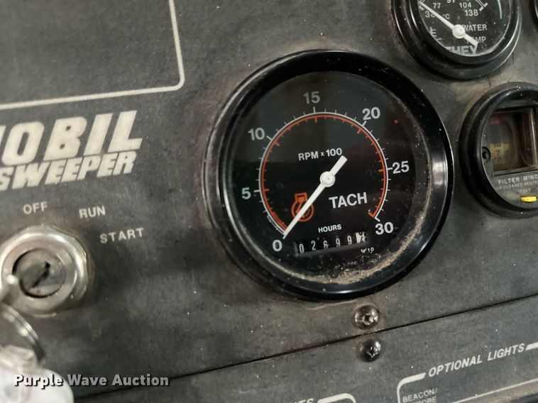 image for item DV0599 Athey 3WS Mobil Sweeper street sweeper