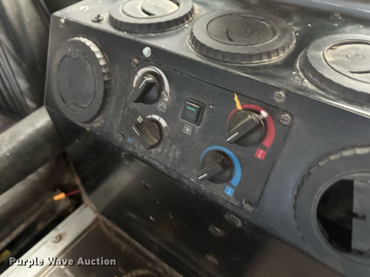 image for item DV0599 Athey 3WS Mobil Sweeper street sweeper