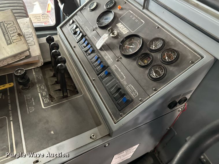 image for item DV0599 Athey 3WS Mobil Sweeper street sweeper