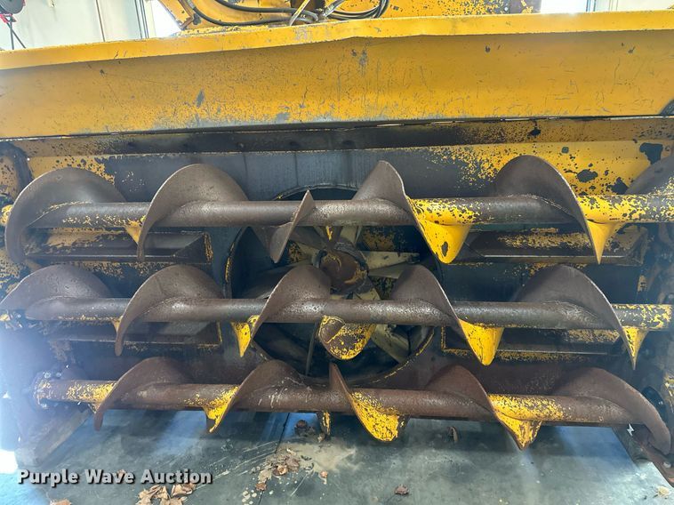 image for item DV0600 SnoGo MP3D wheel loader snow blower