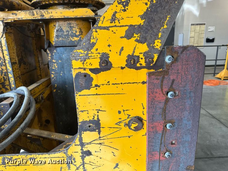 image for item DV0600 SnoGo MP3D wheel loader snow blower