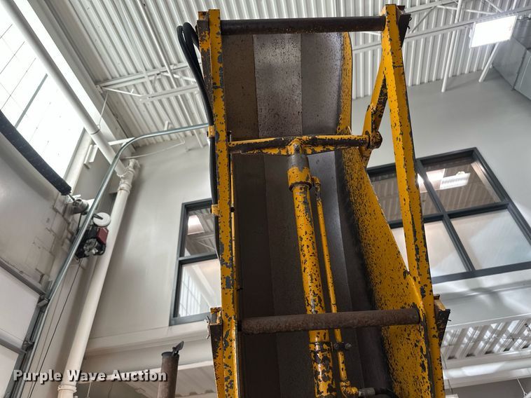 image for item DV0600 SnoGo MP3D wheel loader snow blower