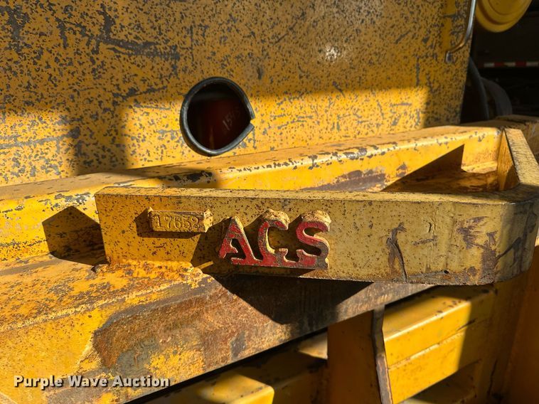 image for item DV0600 SnoGo MP3D wheel loader snow blower