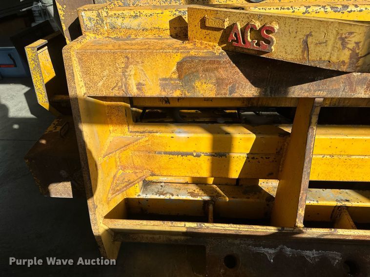 image for item DV0600 SnoGo MP3D wheel loader snow blower