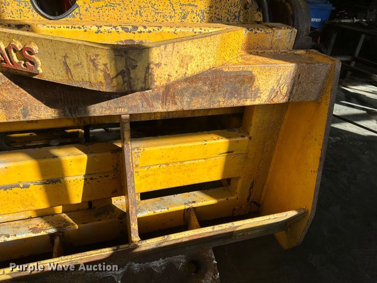 image for item DV0600 SnoGo MP3D wheel loader snow blower