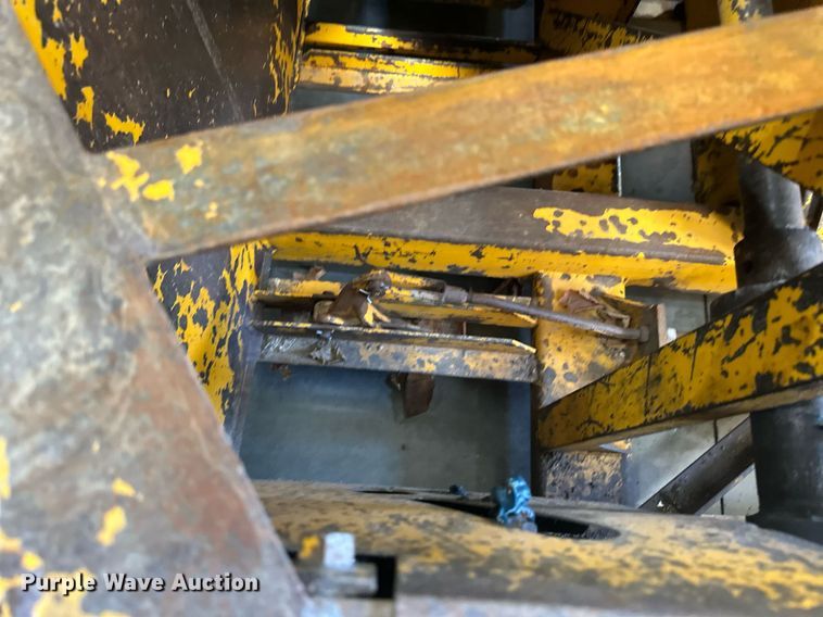 image for item DV0600 SnoGo MP3D wheel loader snow blower