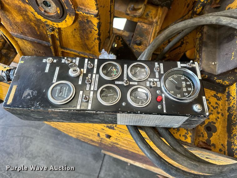 image for item DV0600 SnoGo MP3D wheel loader snow blower