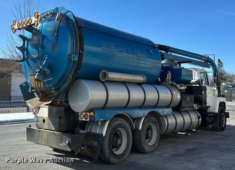 image for item DV0601 1990 Ford L8000 sewer jetter truck