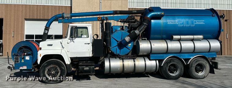 image for item DV0601 1990 Ford L8000 sewer jetter truck