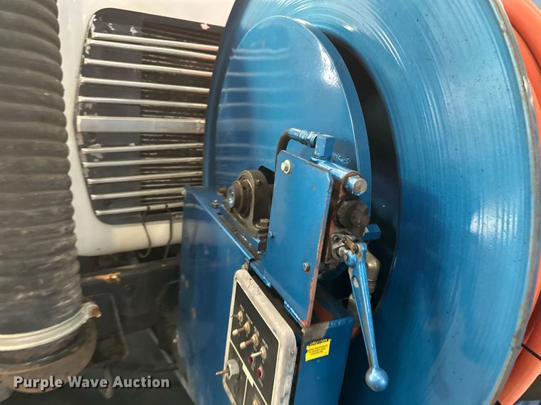 image for item DV0601 1990 Ford L8000 sewer jetter truck