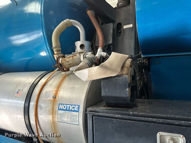 image for item DV0601 1990 Ford L8000 sewer jetter truck